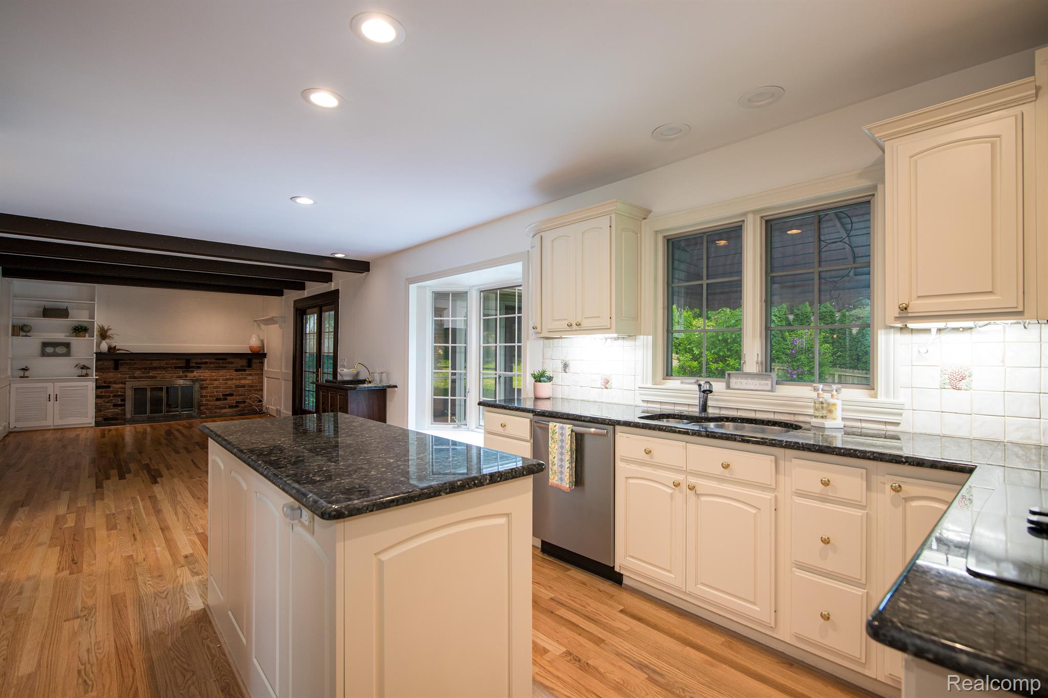 1024 Rock Spring Road Bloomfield Hills, MI 48304 - Photo 18 of 47 Gallery Image 18