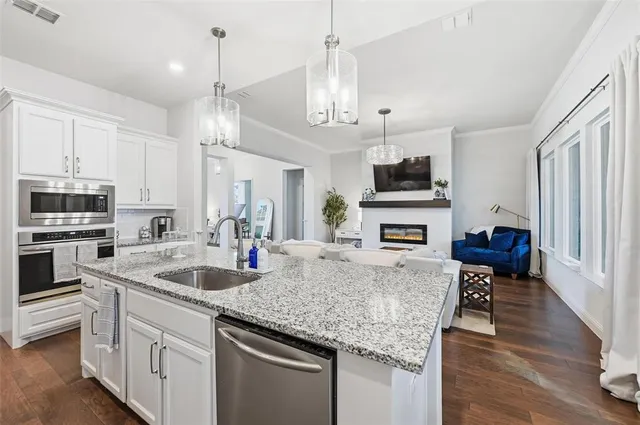 $465,000 | 508 Yorktown Drive, DeSoto, TX 75115