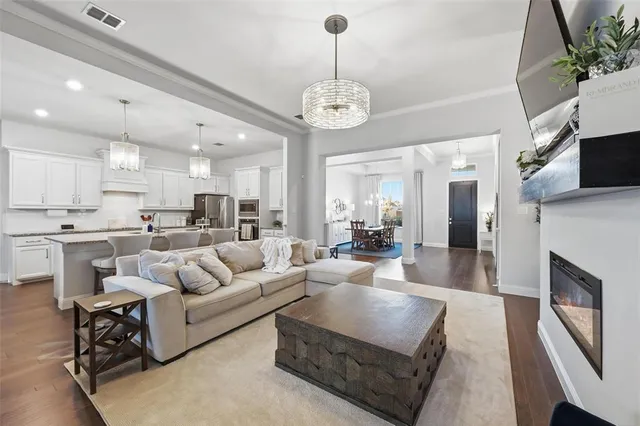 $465,000 | 508 Yorktown Drive, DeSoto, TX 75115