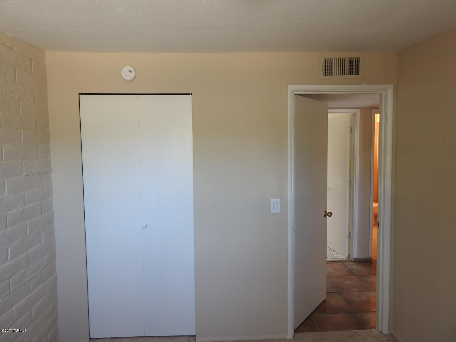3020 South Kolb Road Tucson, AZ 85730 - Photo 6 of 16 Gallery Image 6