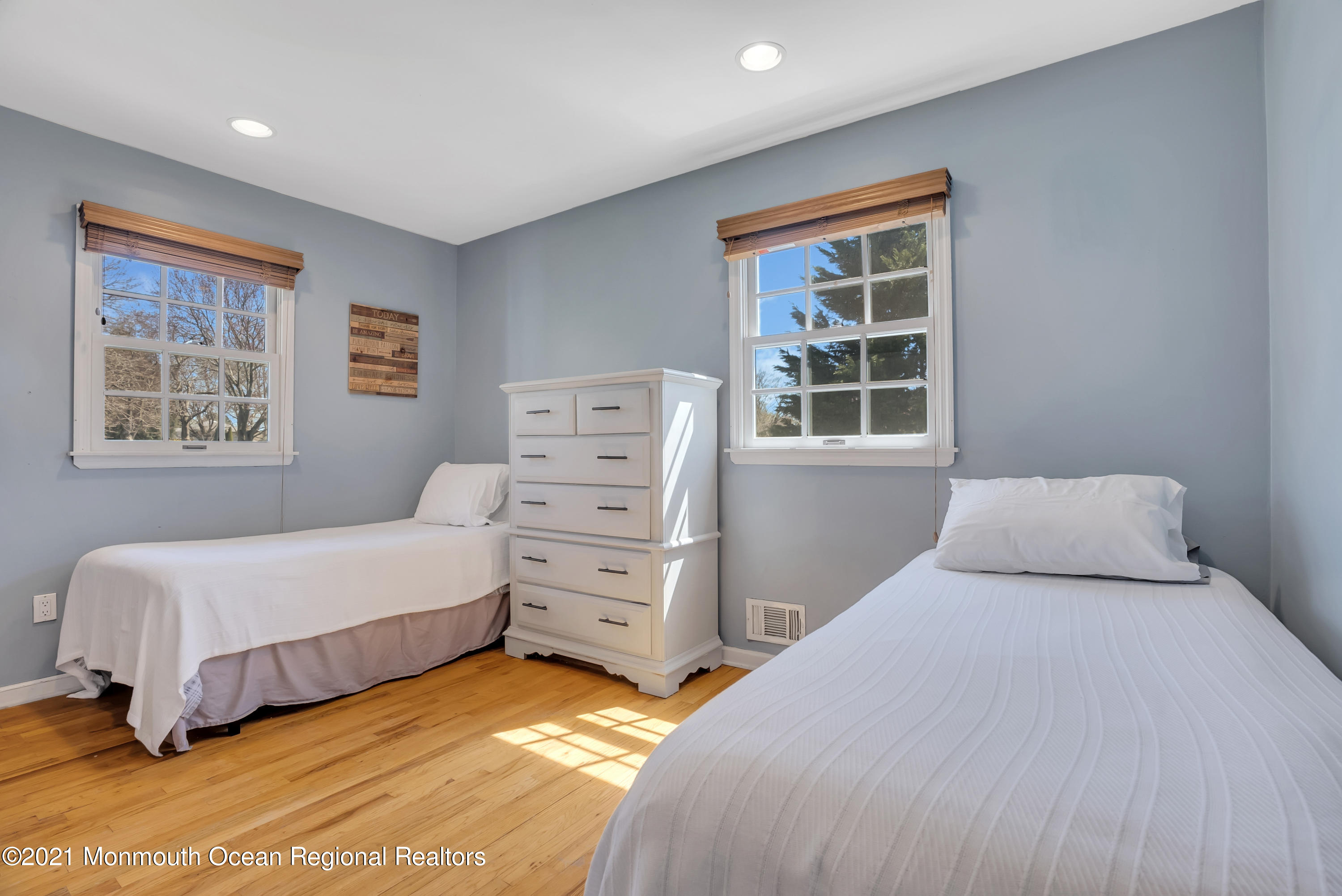 55 Glenbrook Road Freehold, NJ 07728 - Photo 34 of 57 023_mjb04435