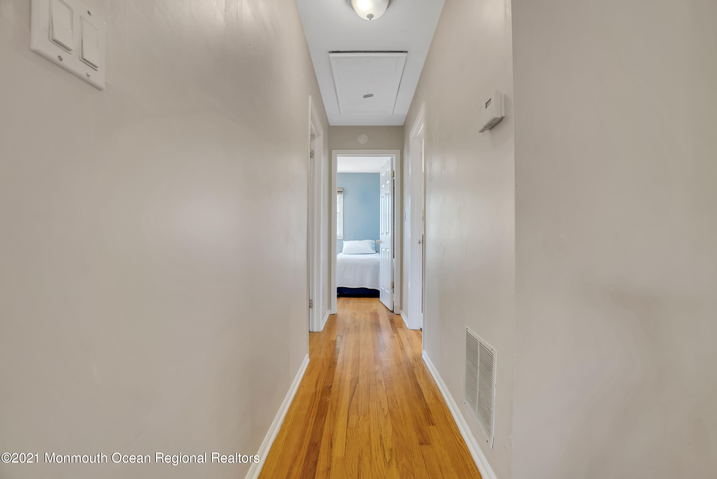 55 Glenbrook Road Freehold, NJ 07728 - Photo 37 of 57 033_mjb04500