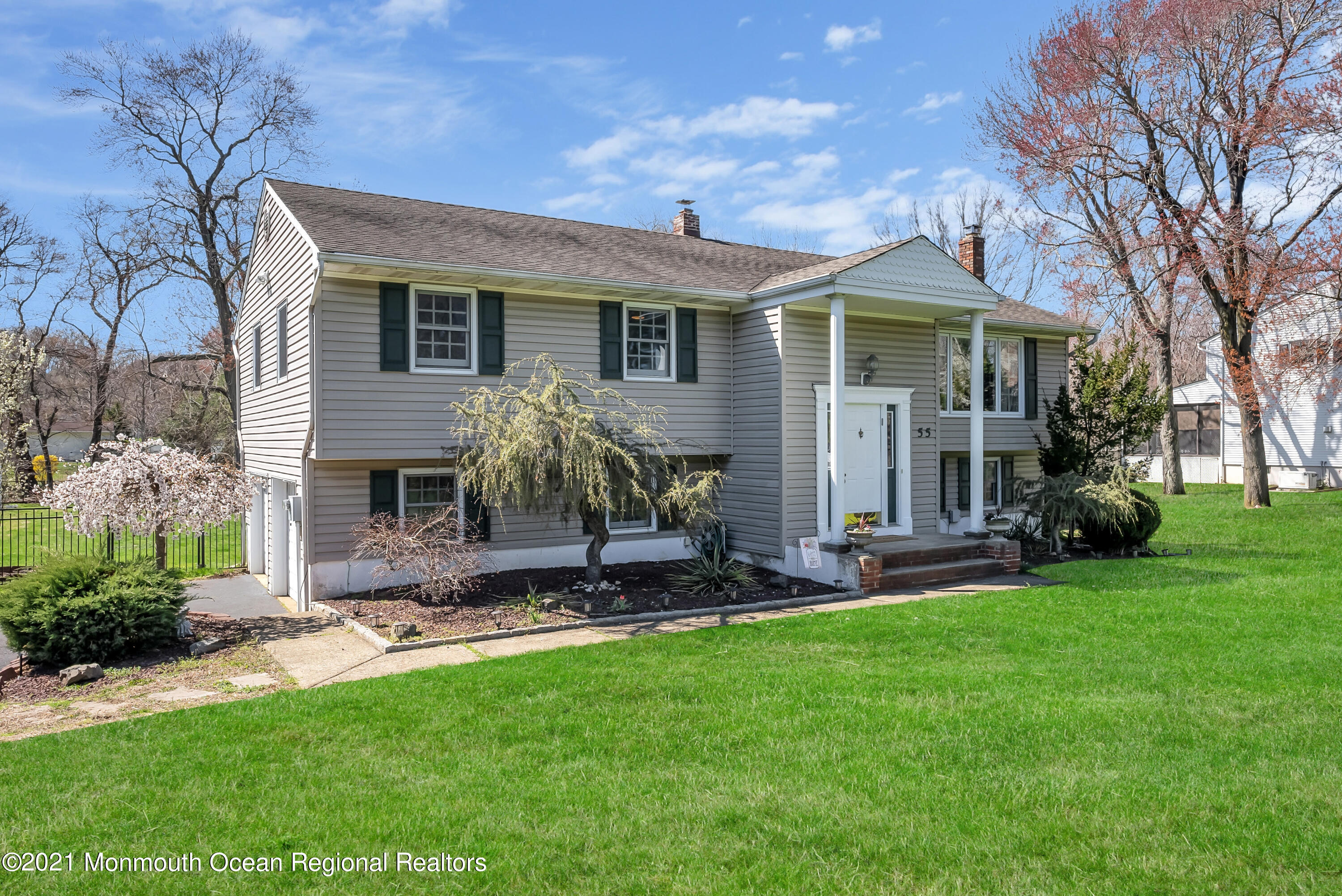 55 Glenbrook Road Freehold, NJ 07728 - Photo 49 of 57 007_mjb04735_1