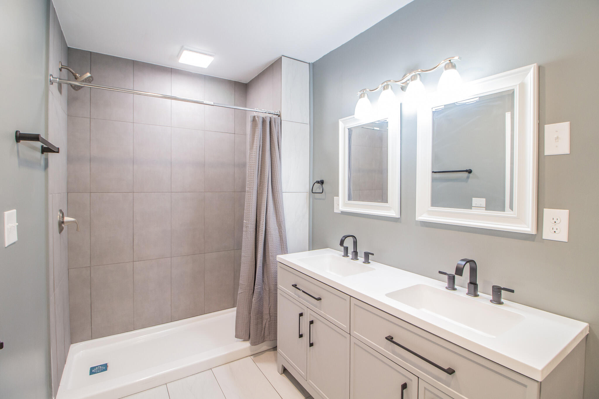 1030 South 16th Street Slaton, TX 79364 - Photo 9 of 25 IMG_7398