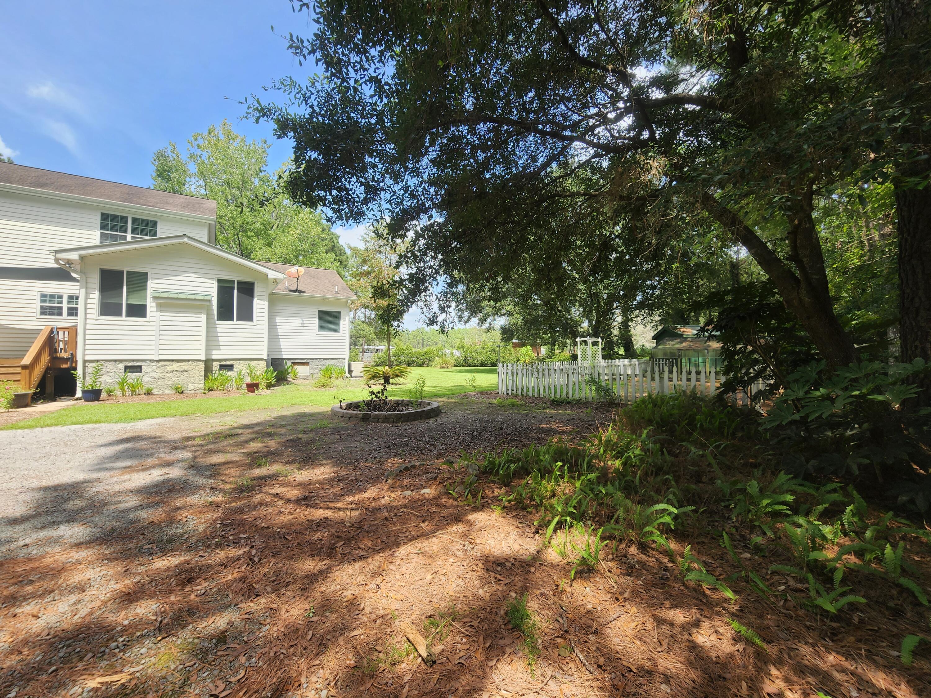 224 Sting Way Road Huger, SC 29450 - Photo 6 of 68 20220810_142222