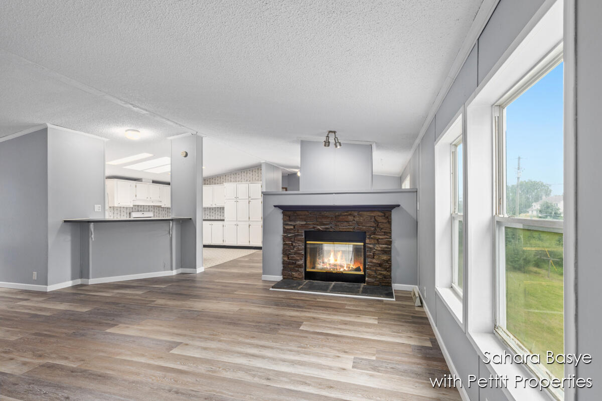 7807 Guy Road Nashville, MI 49073 - Photo 5 of 33 IMG_1003