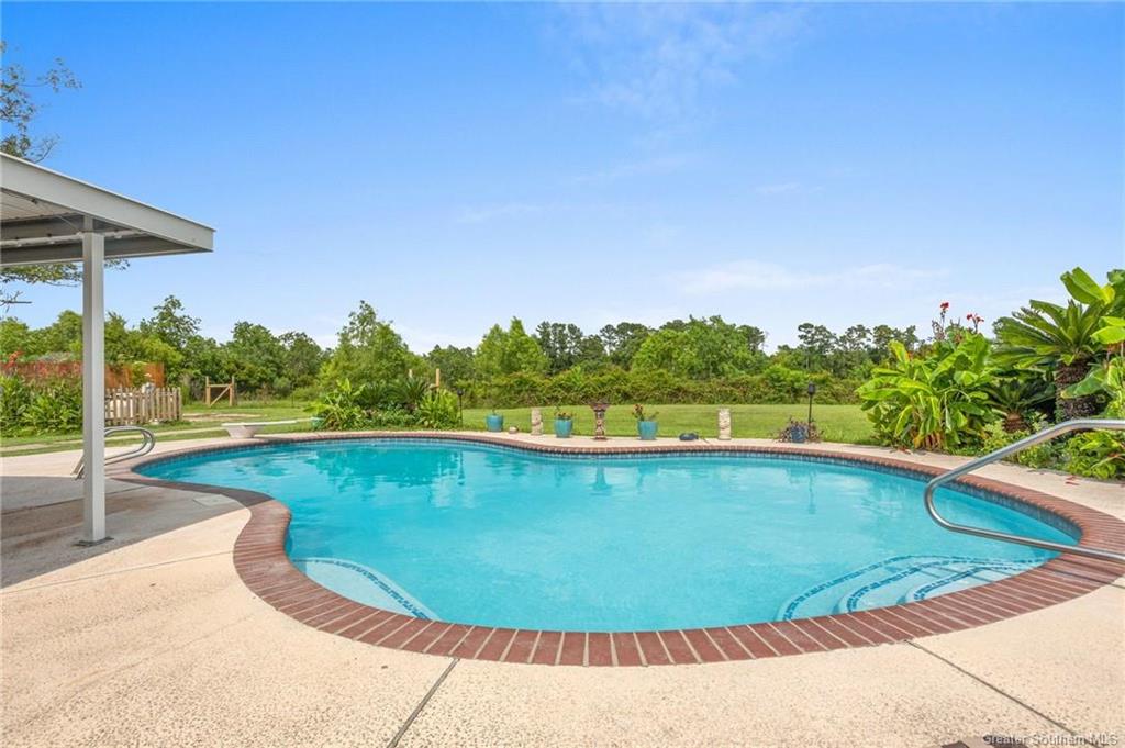 236 Genna Road Sulphur, LA 70663 - Photo 2 of 23 Gallery Image 2