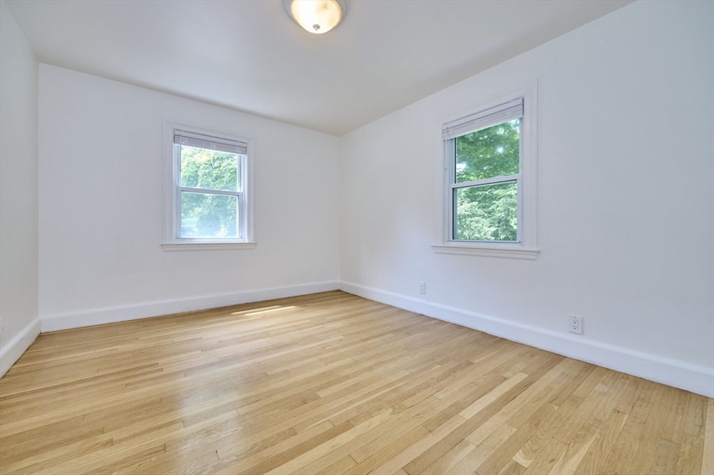 419 Pond Street Boston, MA 02130 - Photo 21 of 35 Gallery Image 21