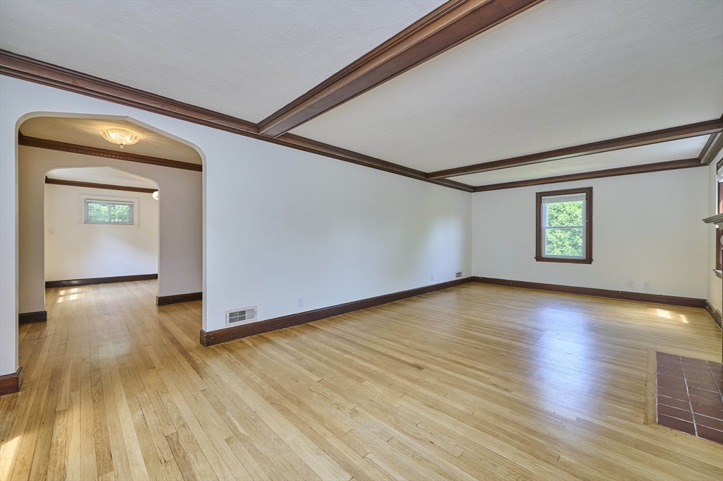 419 Pond Street Boston, MA 02130 - Photo 9 of 35 Gallery Image 9