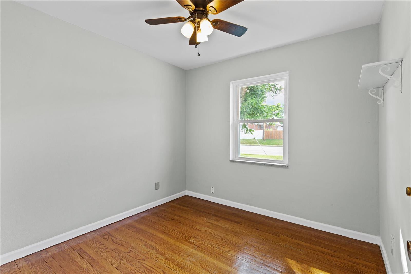 1730 Union Road St. Louis, MO 63125 - Photo 11 of 20 Gallery Image 11
