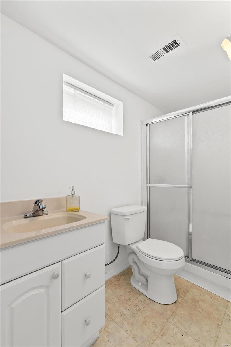 1730 Union Road St. Louis, MO 63125 - Photo 15 of 20 Gallery Image 15