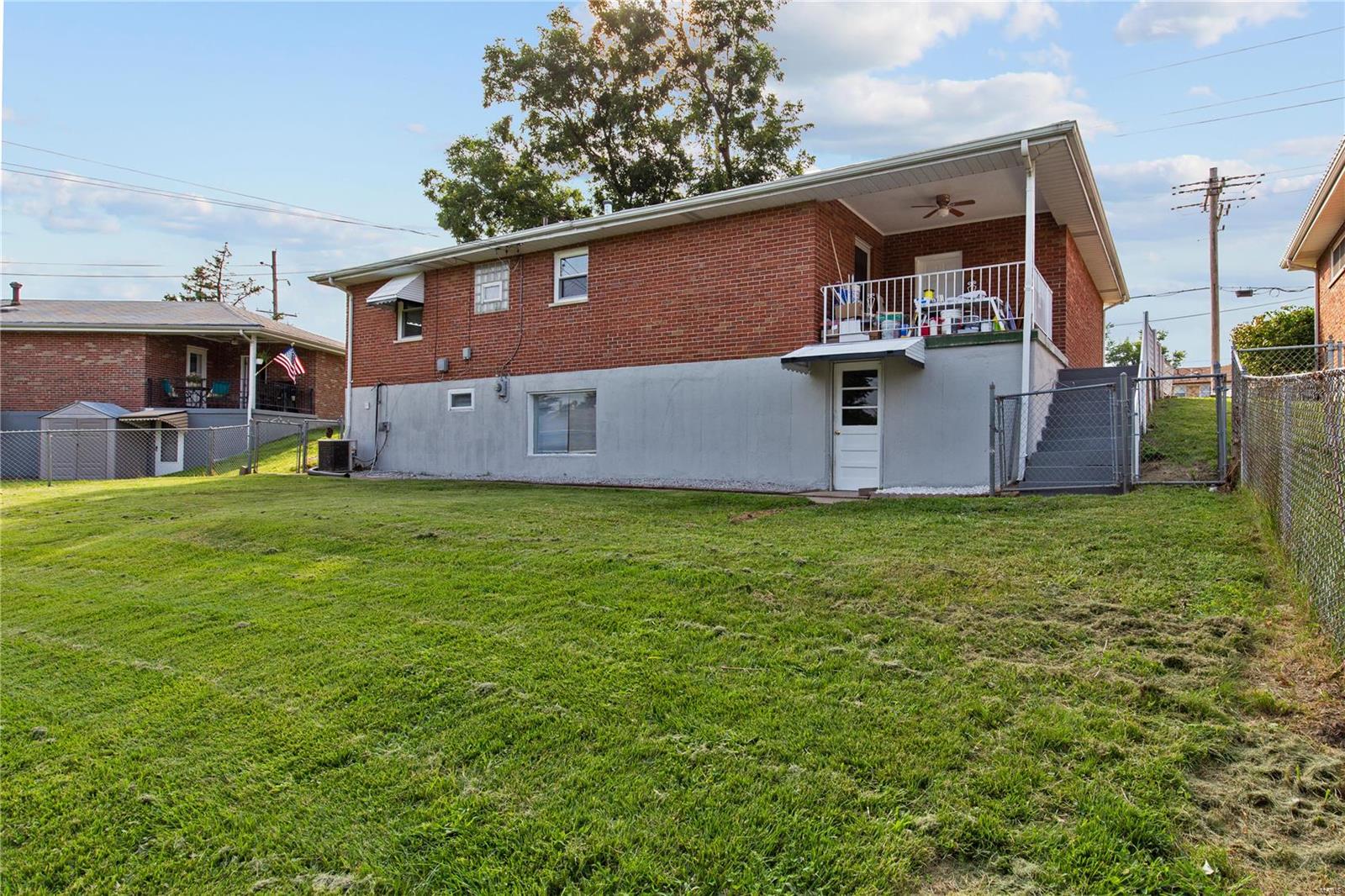 1730 Union Road St. Louis, MO 63125 - Photo 17 of 20 Gallery Image 17