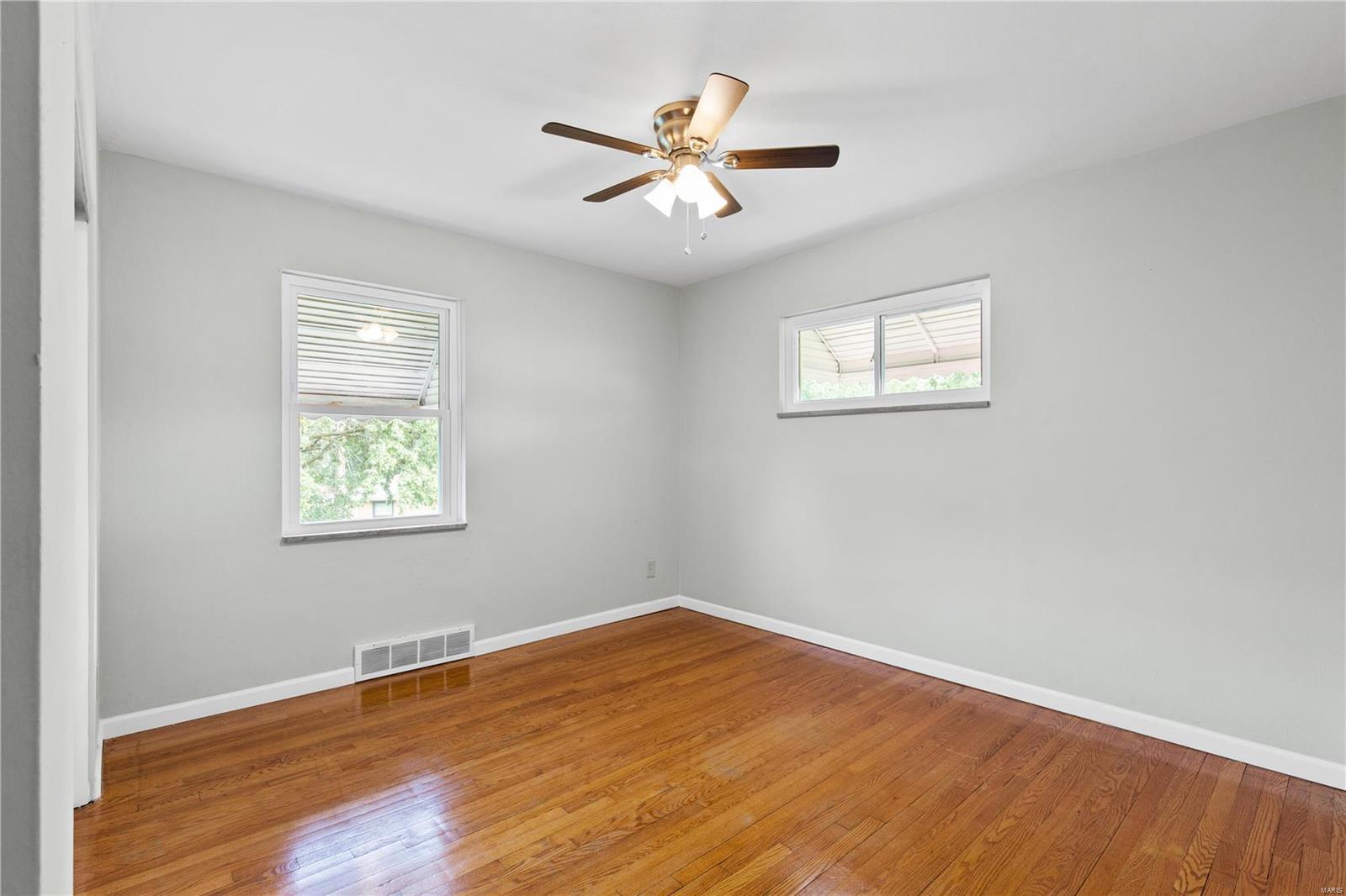 1730 Union Road St. Louis, MO 63125 - Photo 8 of 20 Gallery Image 8