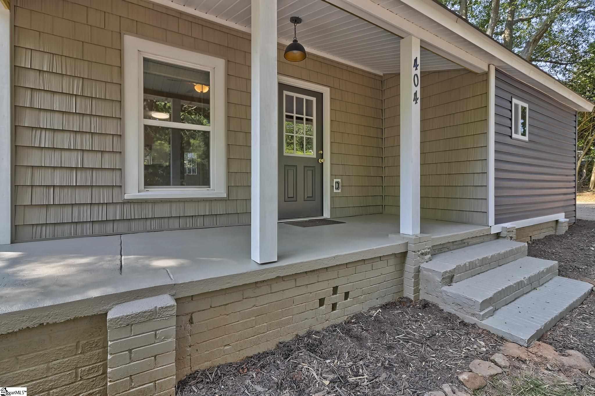 404 Graham Street Easley, SC 29640 - Photo 4 of 28 Gallery Image 4
