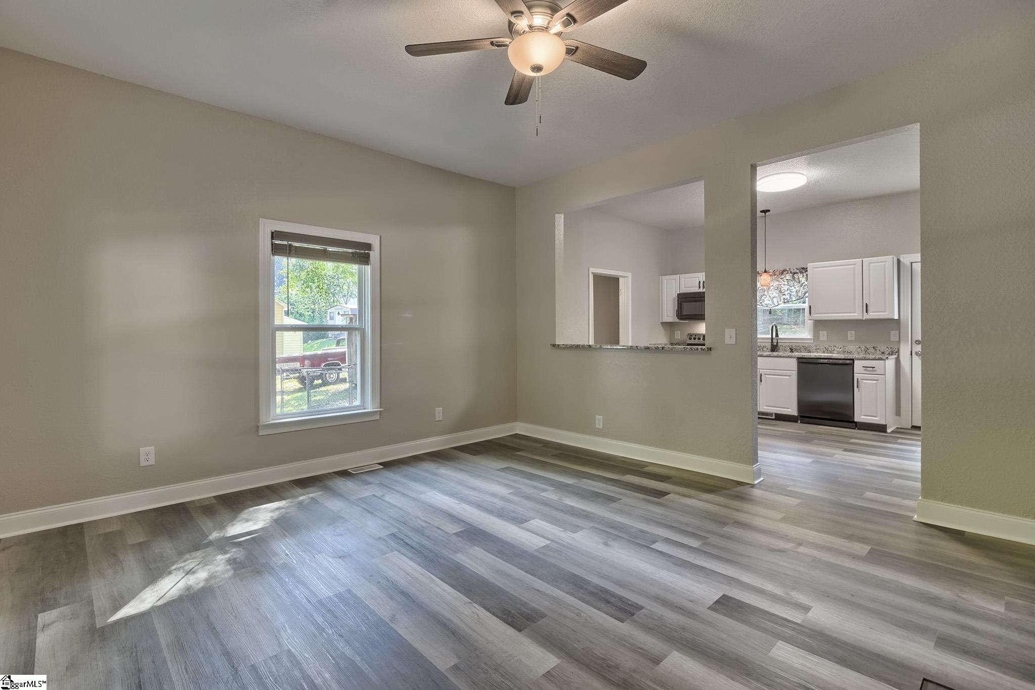 404 Graham Street Easley, SC 29640 - Photo 7 of 28 Gallery Image 7