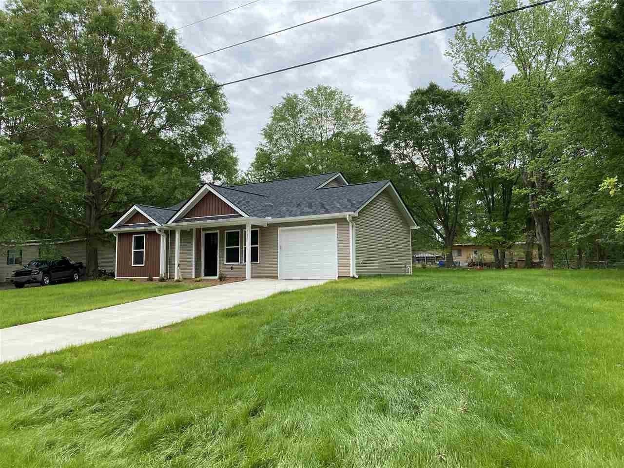 141 Avalon Drive Inman, SC 29349 - Photo 3 of 33 Gallery Image 3