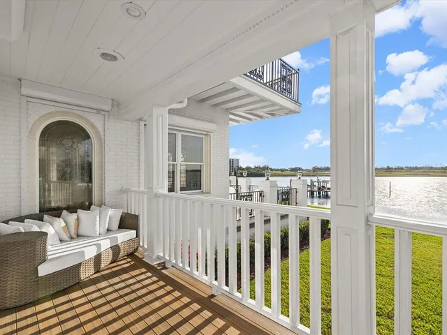 $6,995,000 | 429 St Andrews Drive, Belleair, FL 33756