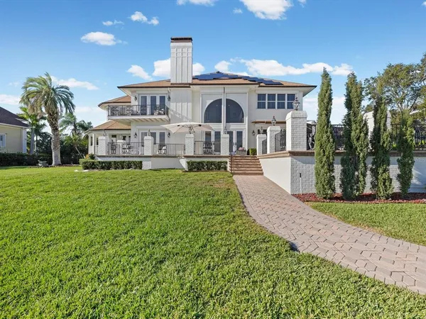$6,995,000 | 429 St Andrews Drive, Belleair, FL 33756