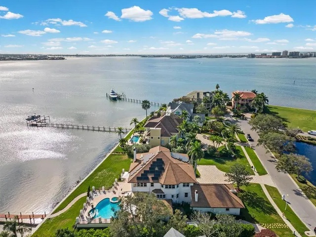 $6,995,000 | 429 St Andrews Drive, Belleair, FL 33756