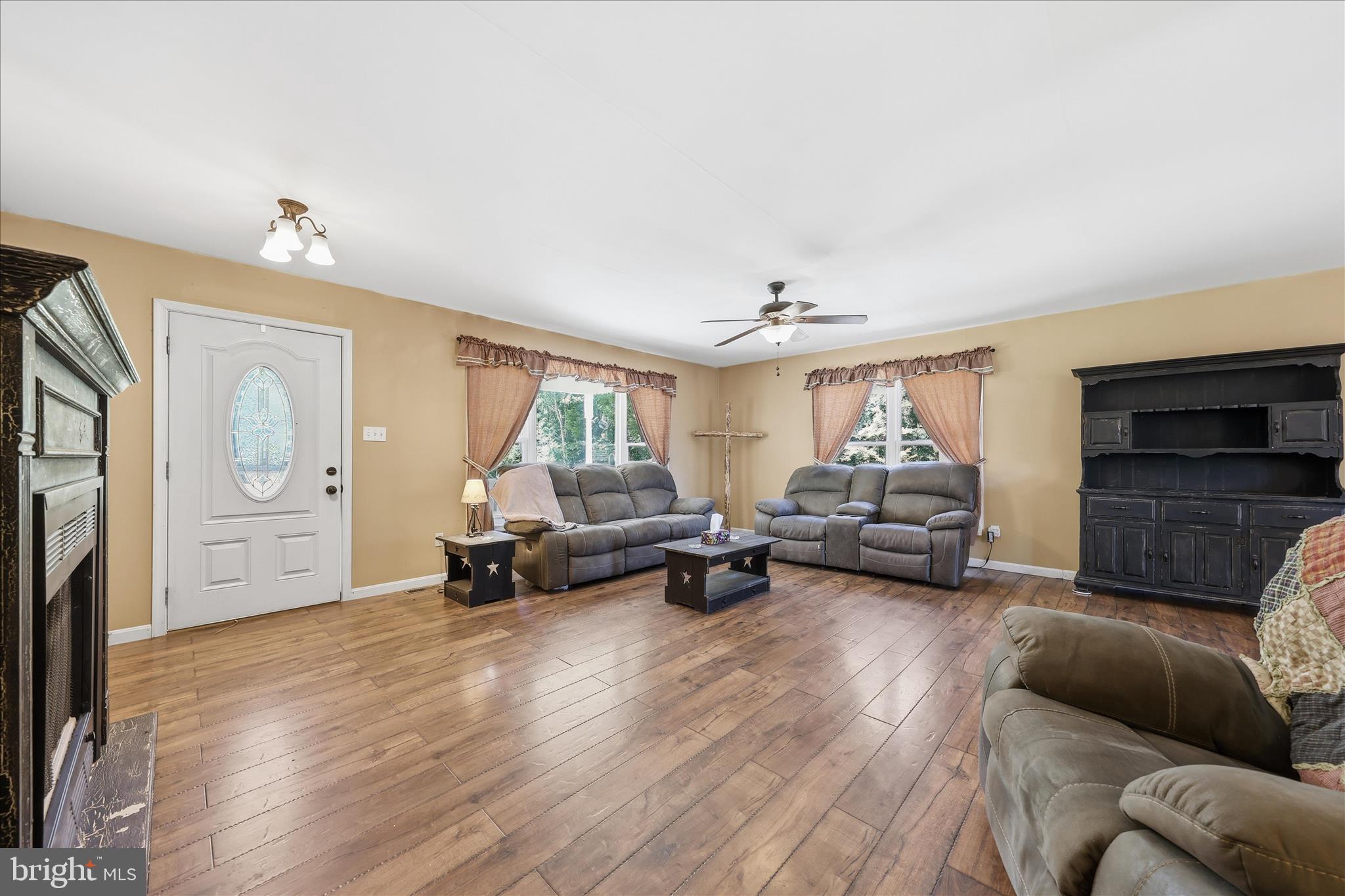 279 Garland Road Needmore, PA 17238 - Photo 6 of 72 Living Room
