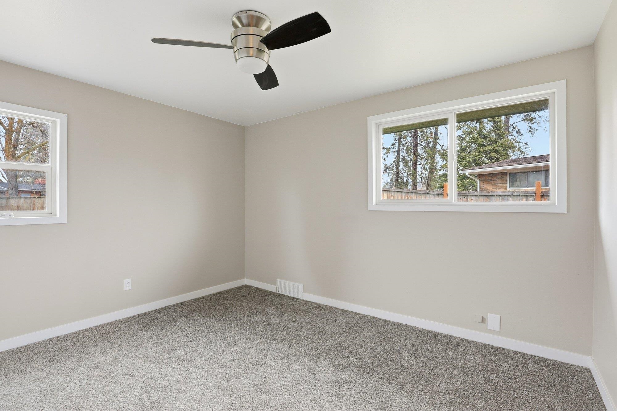 6119 North F Street Spokane, WA 99205 - Photo 10 of 30