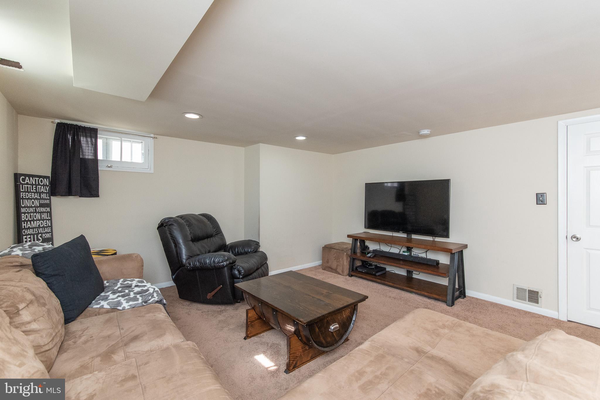 1885 Edgewood Road Towson, MD 21286 - Photo 39 of 53 Family Room