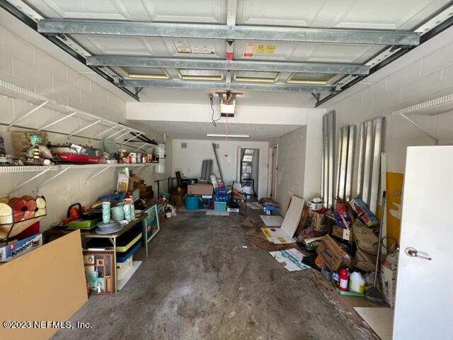 1905 Windjammer Lane St. Augustine, FL 32084 - Photo 11 of 34 Garage