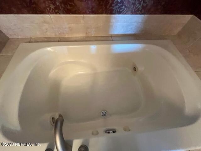 1905 Windjammer Lane St. Augustine, FL 32084 - Photo 27 of 34 3rd floor bathroom