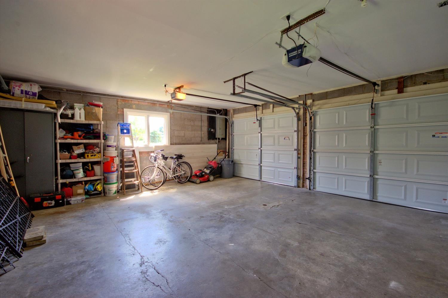 906 Collins Road Fort Mitchell, KY 41017 - Photo 10 of 28 Gallery Image 10
