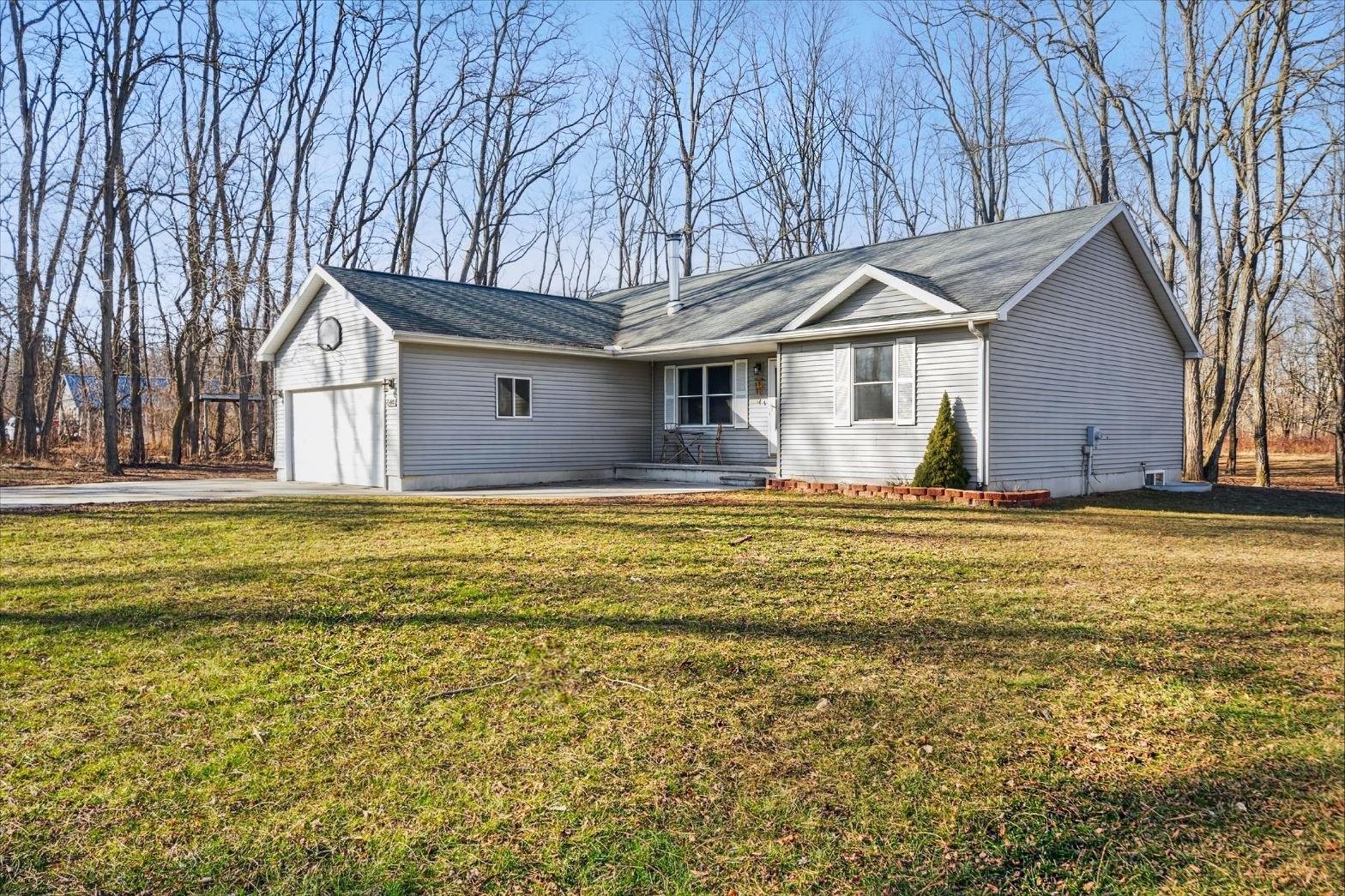 7644 Kitchen Road Goodells, MI 48027 - Photo 2 of 31 50101950-1.JPG