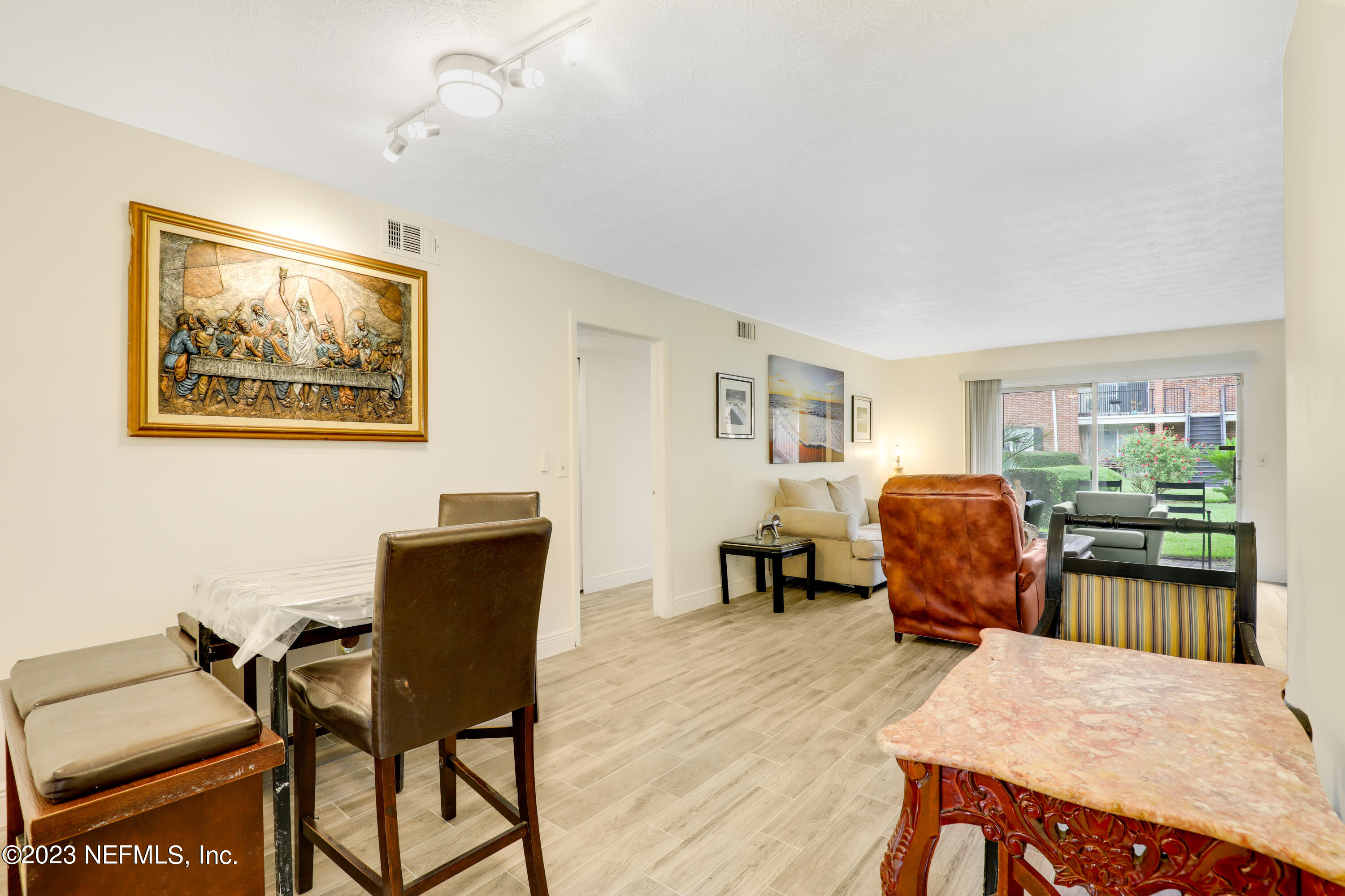 4915 Baymeadows Road, Unit 6B Jacksonville, FL 32217 - Photo 8 of 19 Dining Room-2