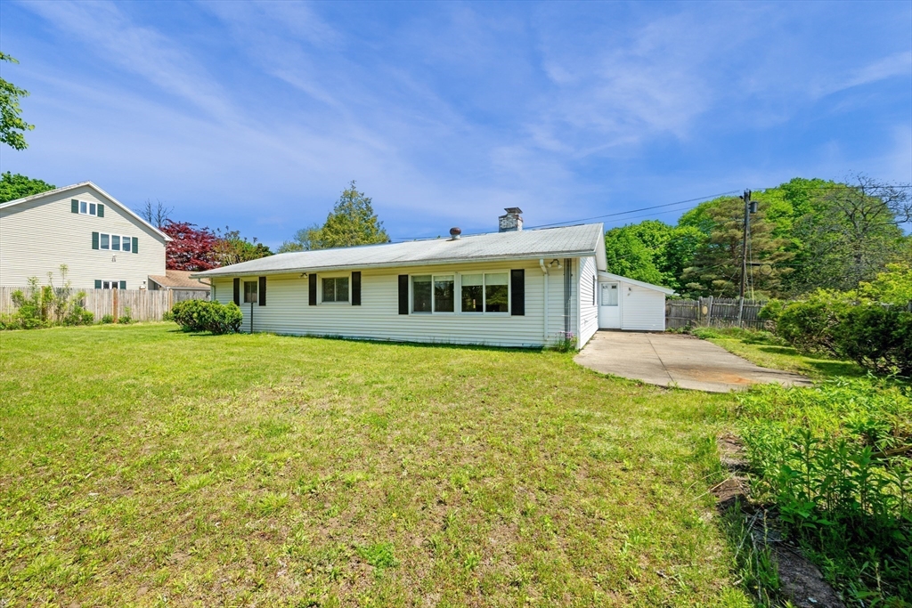 64 Amherst Road Beverly, MA 01915 - Photo 29 of 36