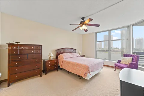 $450,000 | 19101 Northeast 36th Court, Unit 509, Aventura, FL 33180