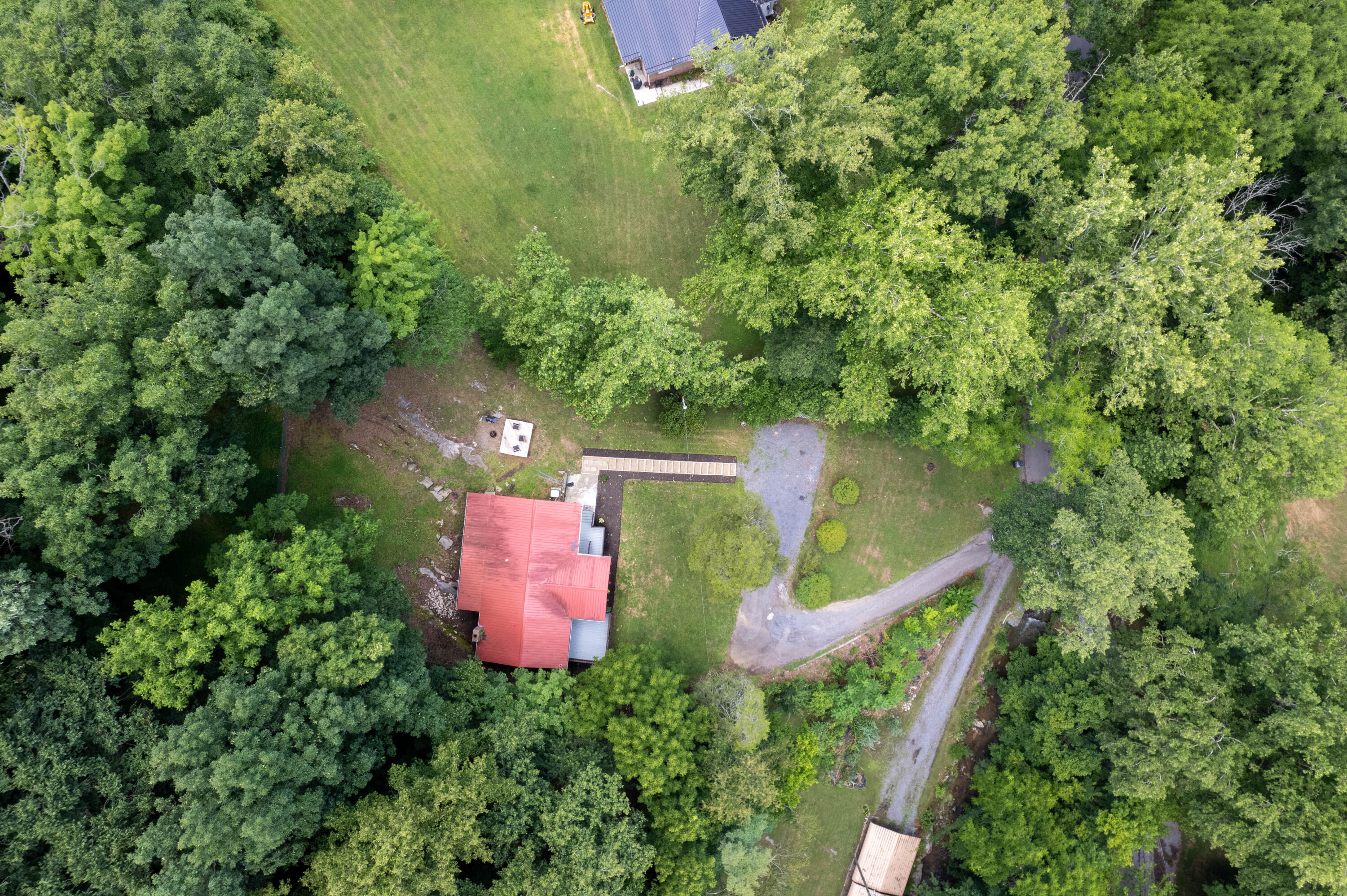 213 Steele Creek Road Bristol, TN 37620 - Photo 3 of 42 Steele Creek-21