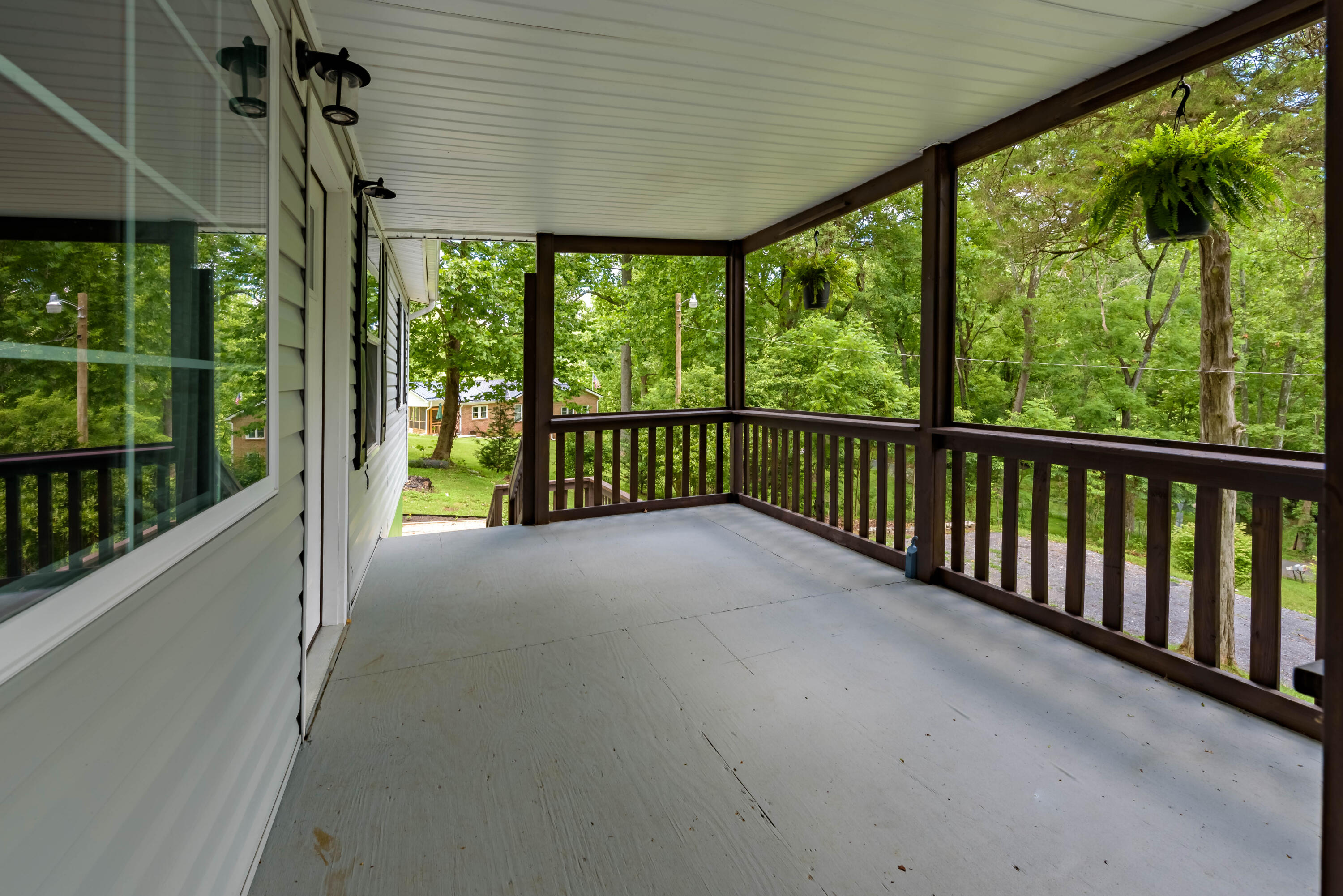213 Steele Creek Road Bristol, TN 37620 - Photo 37 of 42 Steele Creek-6