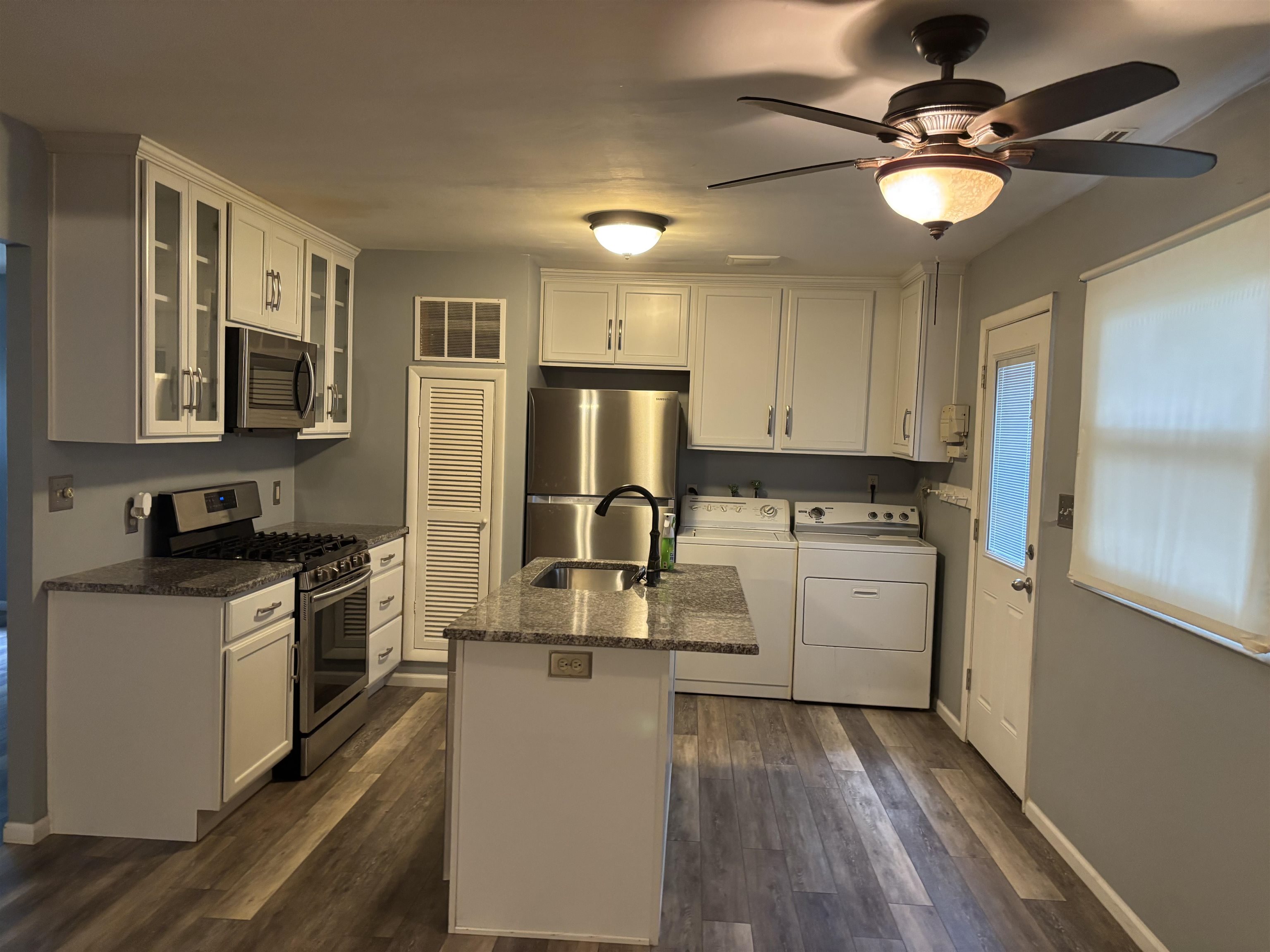 5922 Southcrest Road Fort Wayne, IN 46816 - Photo 8 of 16