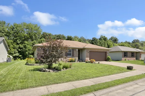 $255,000 | 6188 Yosemite Drive, Newburgh, IN 47630