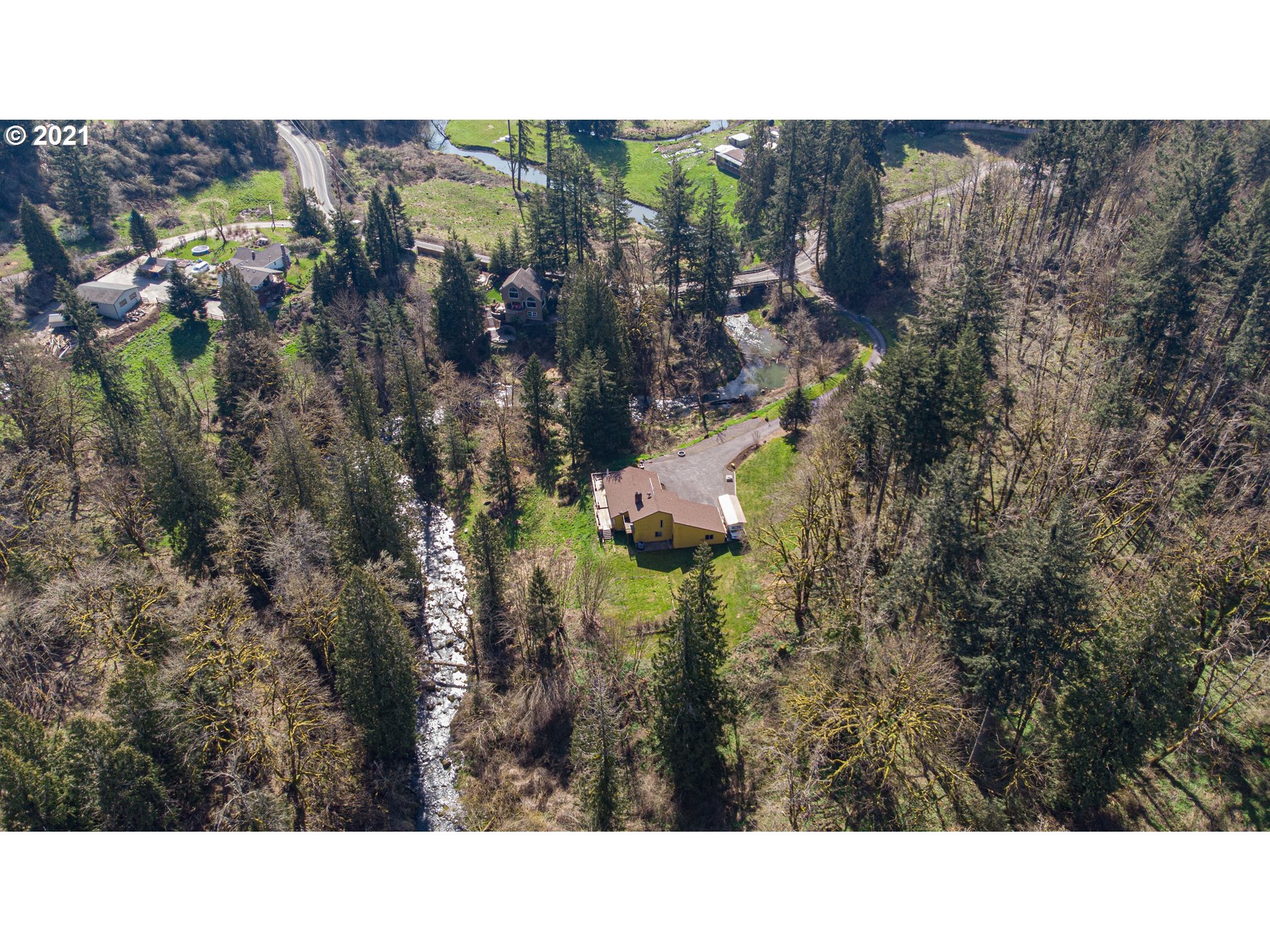 15643 South Maplelane Road Oregon City, OR 97045 - Photo 2 of 32 Gallery Image 2