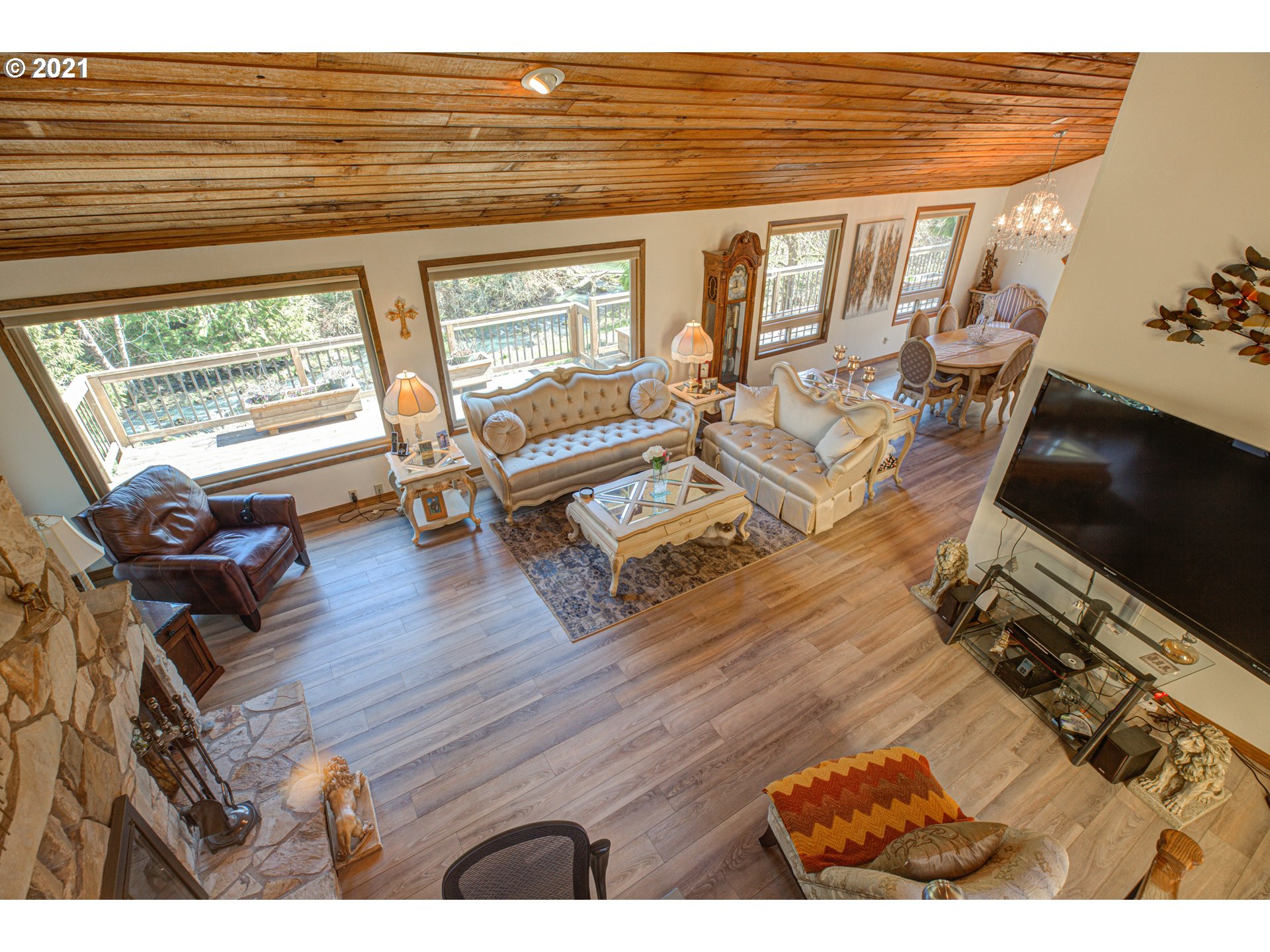 15643 South Maplelane Road Oregon City, OR 97045 - Photo 13 of 32 Gallery Image 13