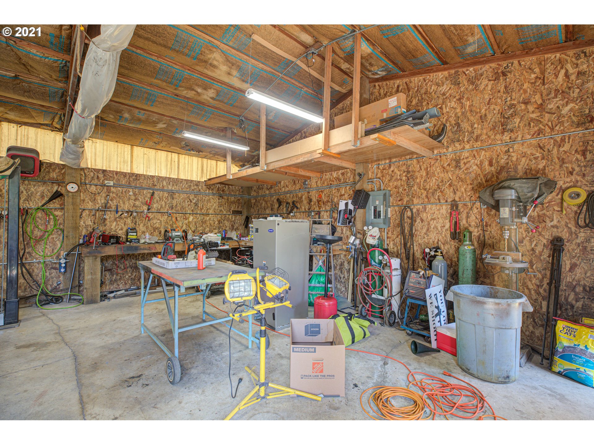 15643 South Maplelane Road Oregon City, OR 97045 - Photo 28 of 32 Gallery Image 28