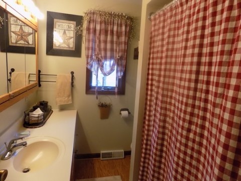 1025 South Reese Road Reese, MI 48757 - Photo 14 of 17