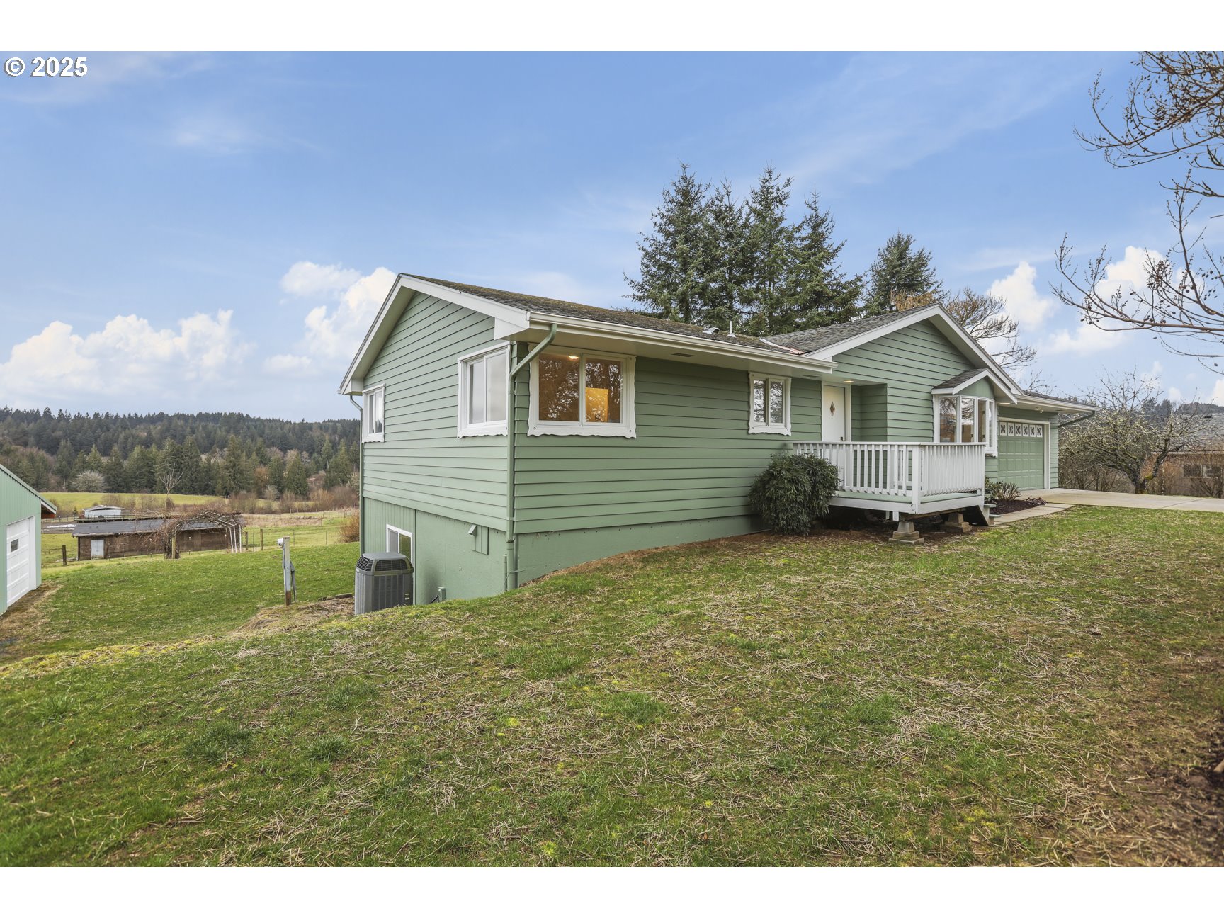 33244 Pittsburg Road St. Helens, OR 97051 - Photo 3 of 48 Gallery Image 3
