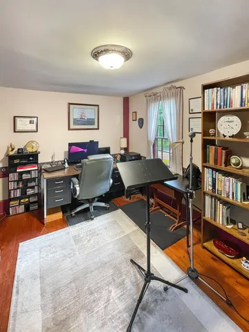 $599,900 | 1 Mast Road, Lee, NH 03861