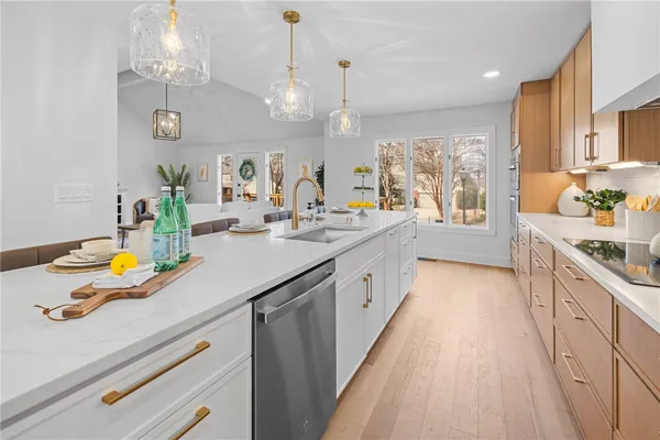 $870,000 | 117 Riverpoint Drive, Clemson, SC 29631