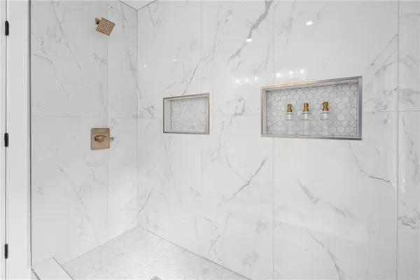 $870,000 | 117 Riverpoint Drive, Clemson, SC 29631