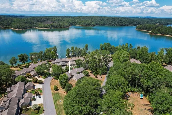 $870,000 | 117 Riverpoint Drive, Clemson, SC 29631