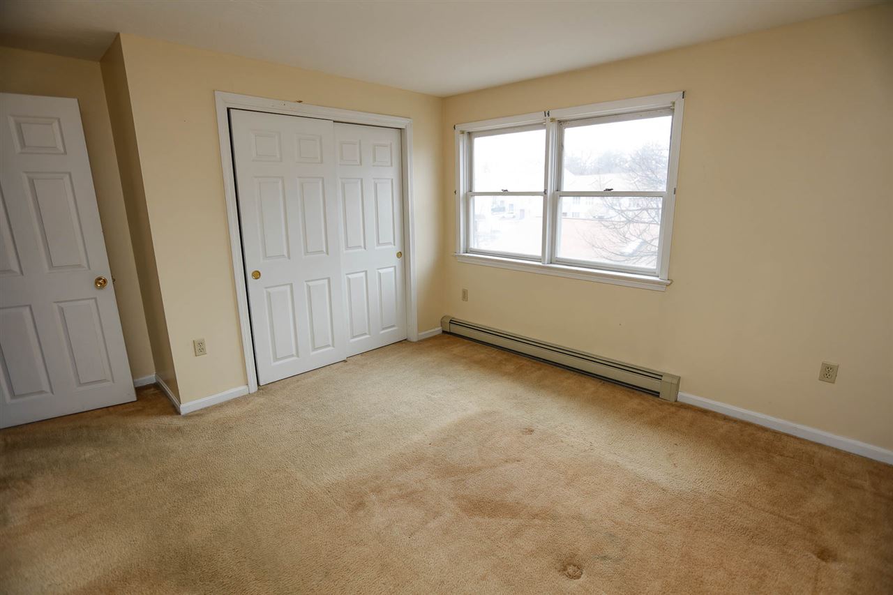 370 Circle Road, Unit 12 Manchester, NH 03103 - Photo 9 of 20