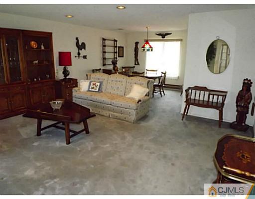 624 B Deal Road Monroe Township, NJ 08831 - Photo 3 of 15 Gallery Image 3