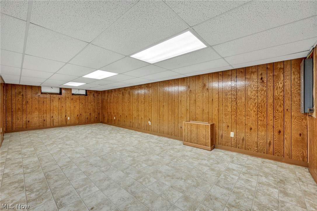 5818 Smith Road Brook Park, OH 44142 - Photo 26 of 38
