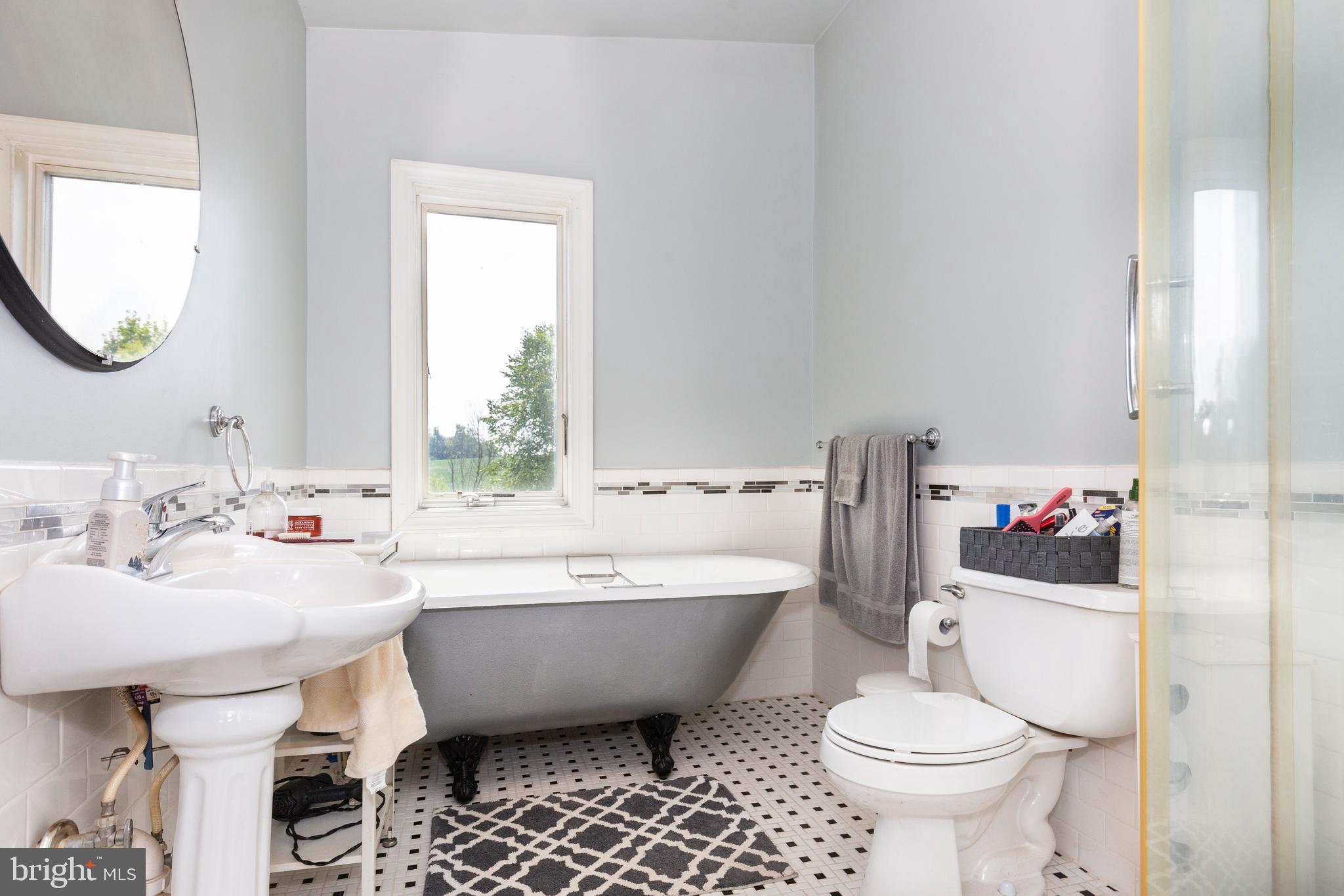 1845 Benson Road Westminster, MD 21158 - Photo 22 of 62 Upper Level Full Bath